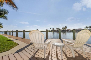 STUNNING Waterfront Villa with Infinity Pool, Spa, Preserve Views Casa del Sol - Roelens